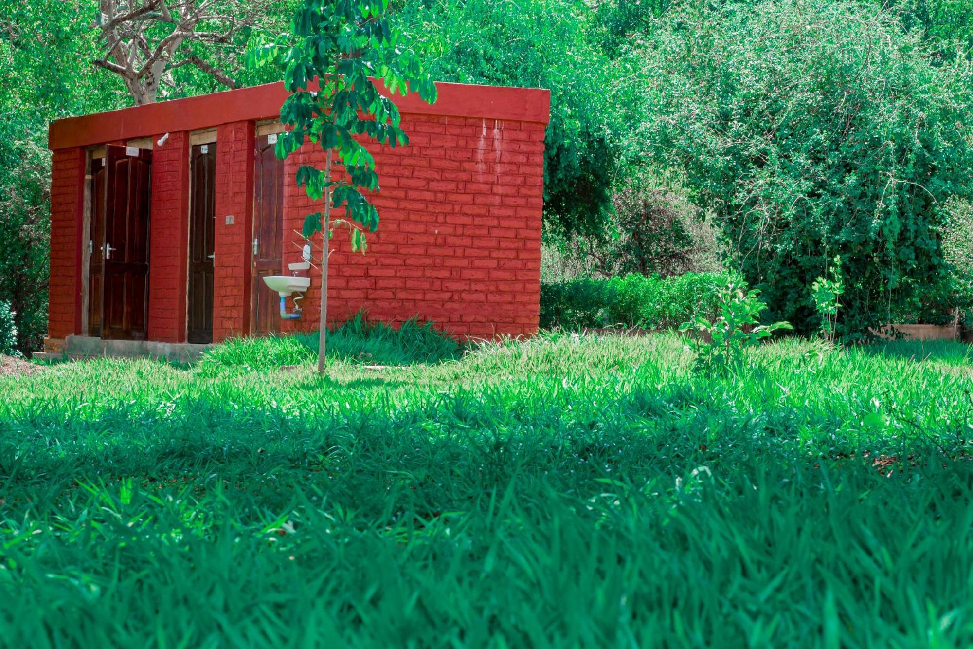 Mkomazi Hotels&Camps Hegoma Esterno foto